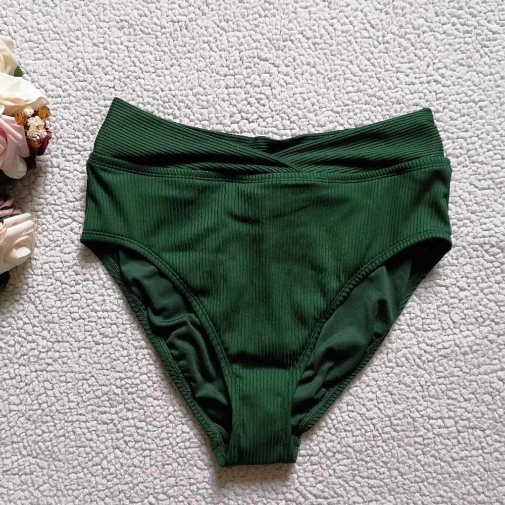 BLEU ROD BEATTIE High Waist Bikini Bottoms in Palm, Size 10